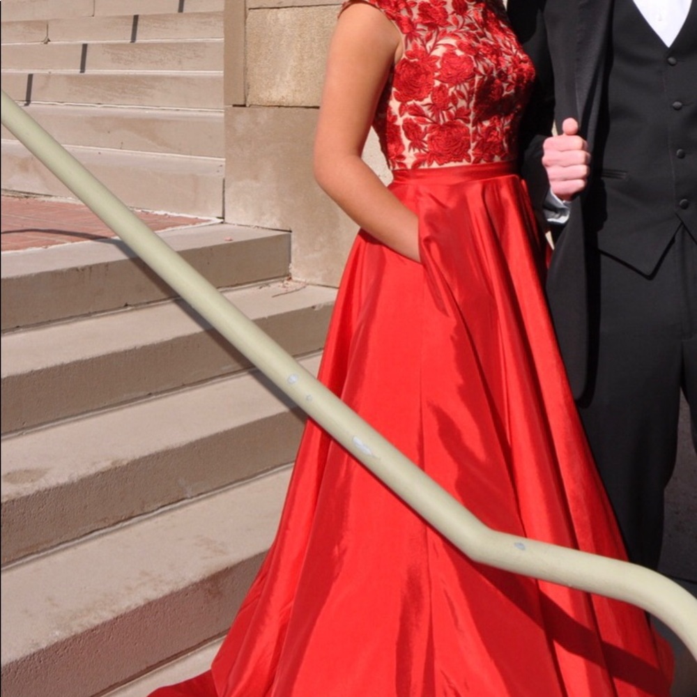Sherri Hill Prom dress
